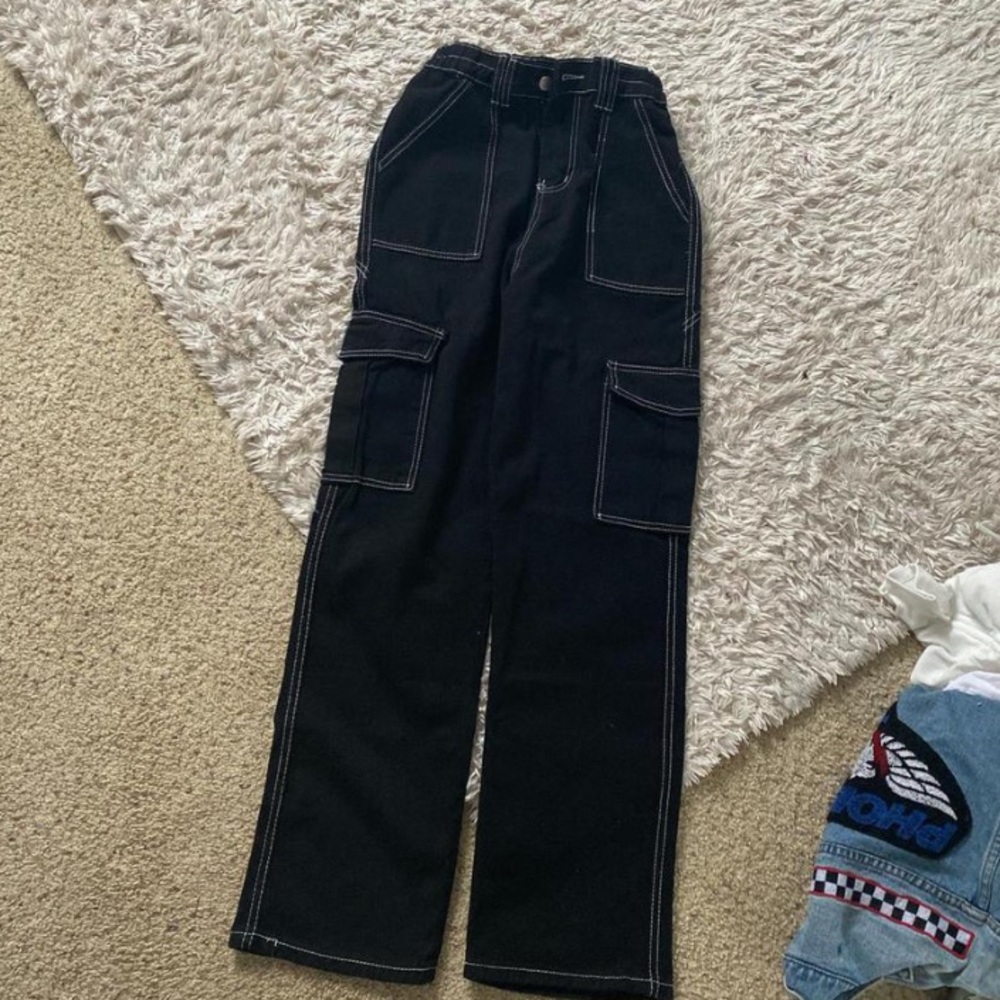 Black cargo pants